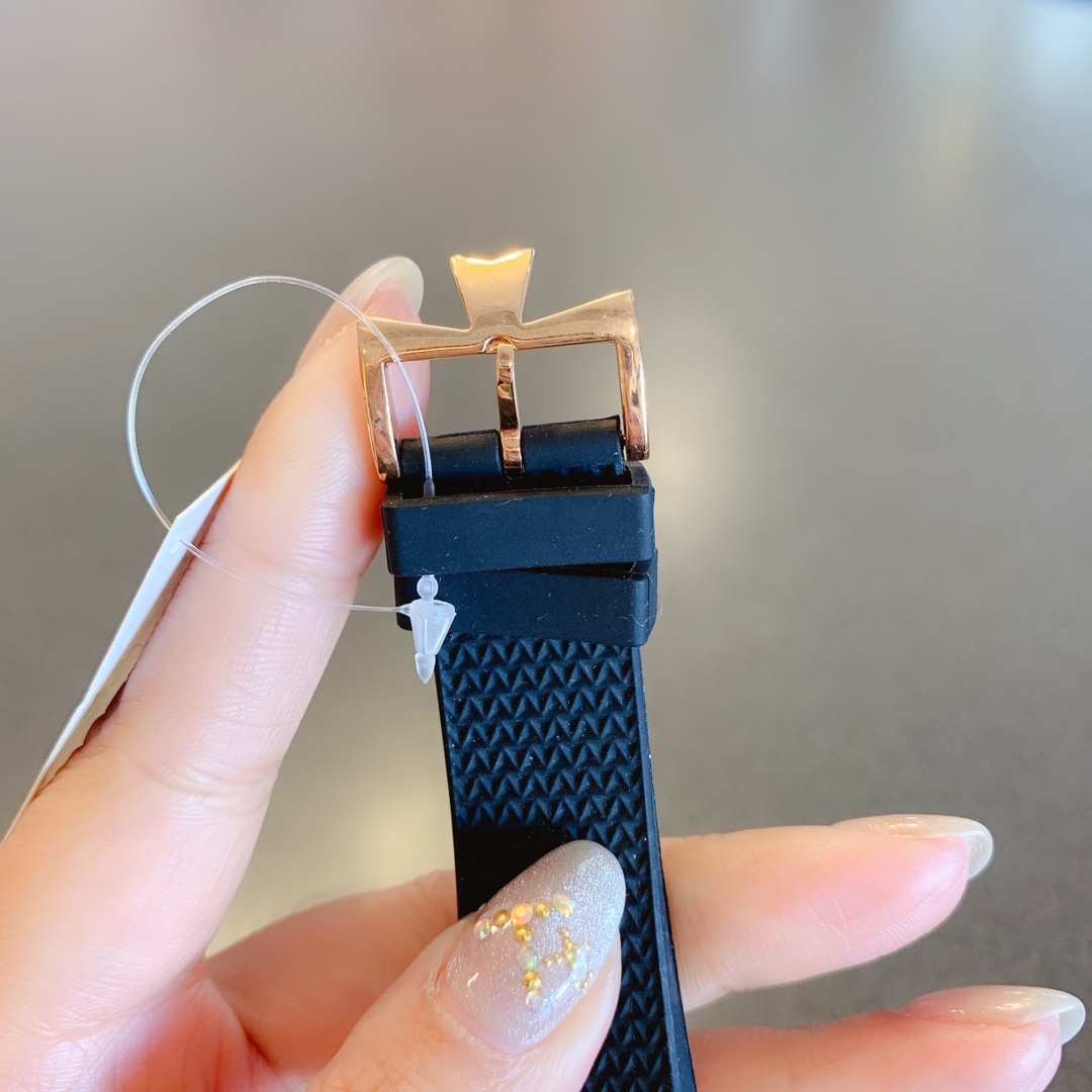 Vacheron Constantin Overseas Collection Six-Hand Multifunctional Chronograph Watch 36.5mm｜Stainless Steel Case Imported Japanese Os Movement Sapphire Crystal Glass Colorful Rubber Strap Original Pin Buckle