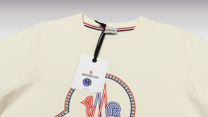 【Moncler 】（モンクレール）男女兼用、ご好評に付き再入荷！