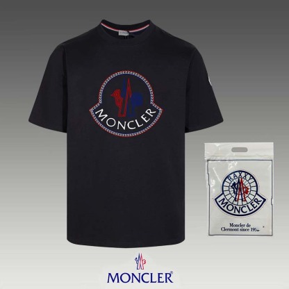 【Moncler 】（モンクレール）男女兼用、ご好評に付き再入荷！