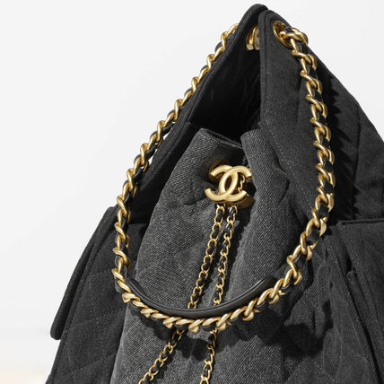 【大注目アイテム】CHANEL デニム ミディアム フラップバッグ 25