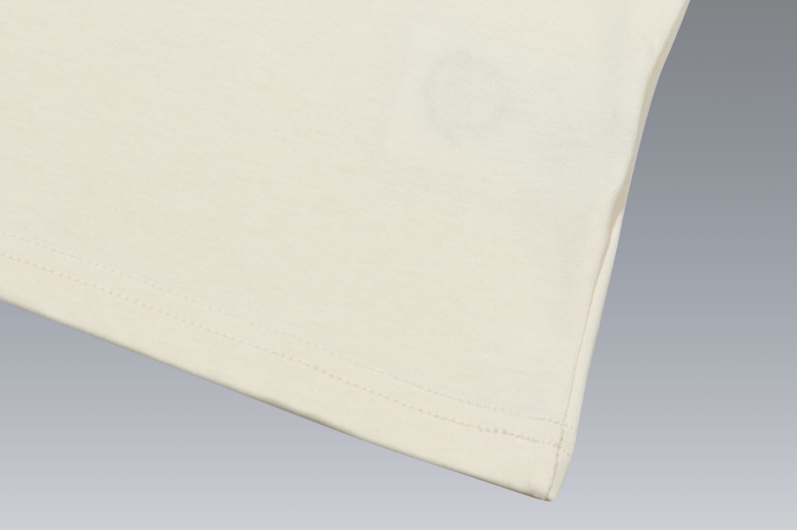 【Moncler 】（モンクレール）男女兼用、ご好評に付き再入荷！