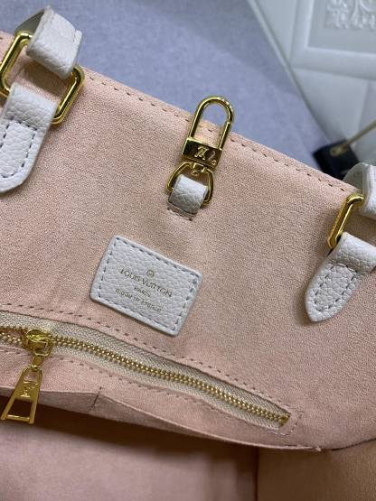 Louis Vuitton（ルイヴィトン） ONTHEGO ミディアム ハンドバッグ