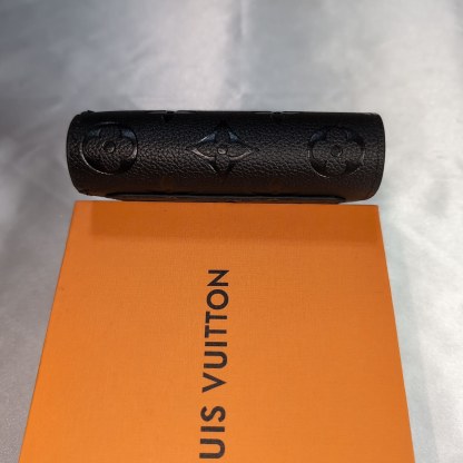 ルイヴィトン 二つ折り財布　アンプラント　ポルトフォイユ・クレア　ブラック