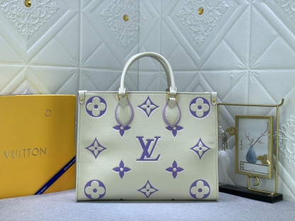 Louis Vuitton（ルイヴィトン） ONTHEGO ミディアム ハンドバッグ