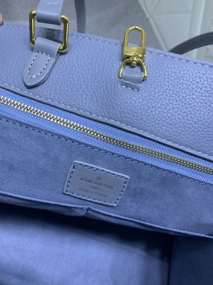 Louis Vuitton（ルイヴィトン） ONTHEGO ミディアム ハンドバッグ