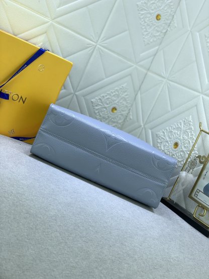 Louis Vuitton（ルイヴィトン） ONTHEGO ミディアム ハンドバッグ