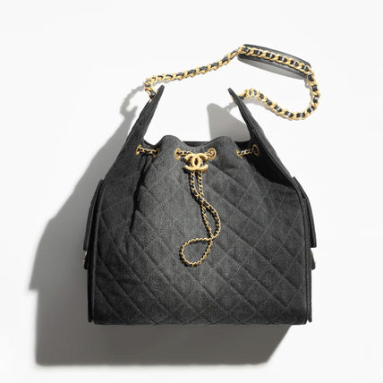 【大注目アイテム】CHANEL デニム ミディアム フラップバッグ 25