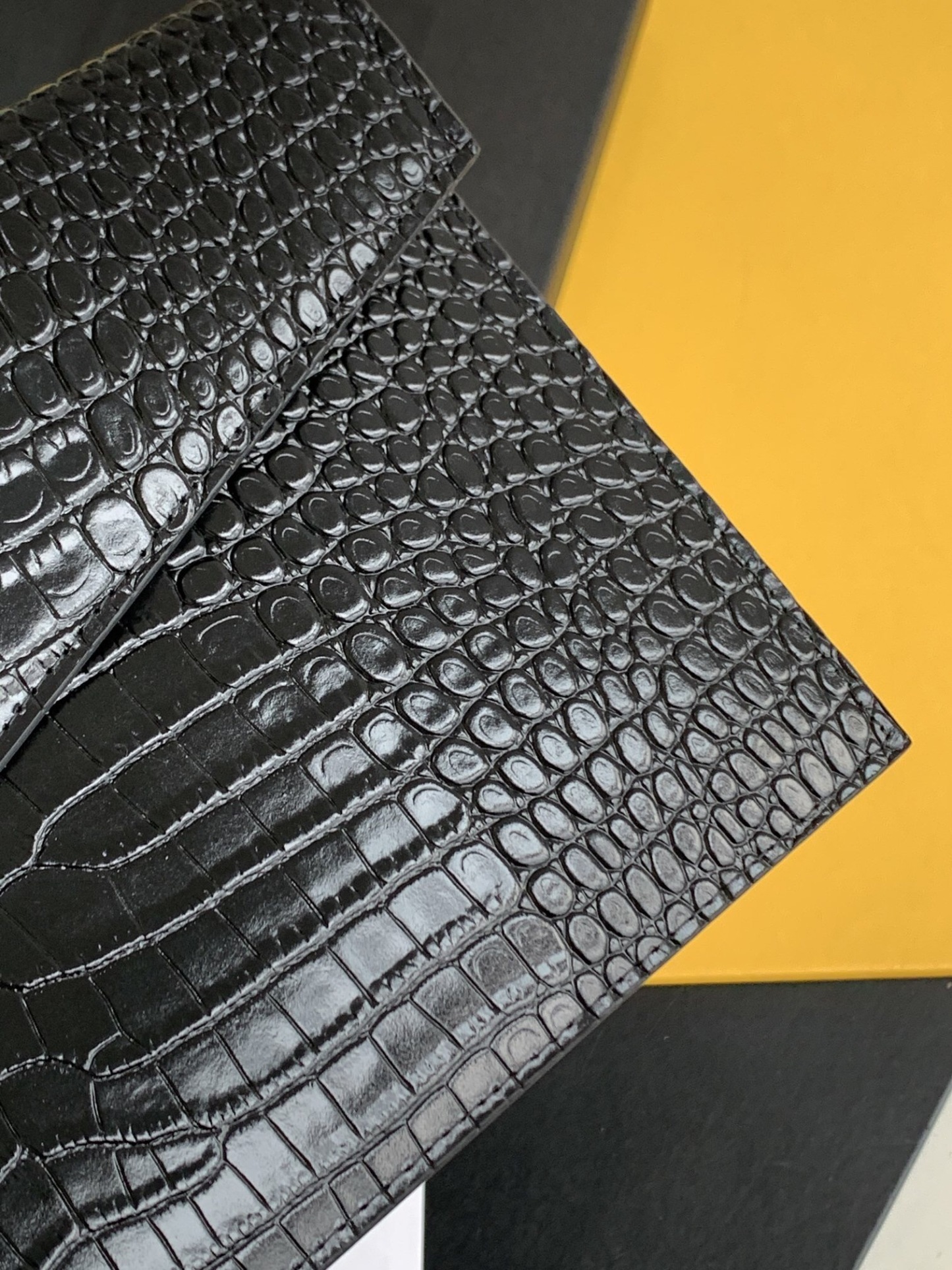 【YSL】イヴ・サン・ローラン クラッチバッグ 27x16x2cm