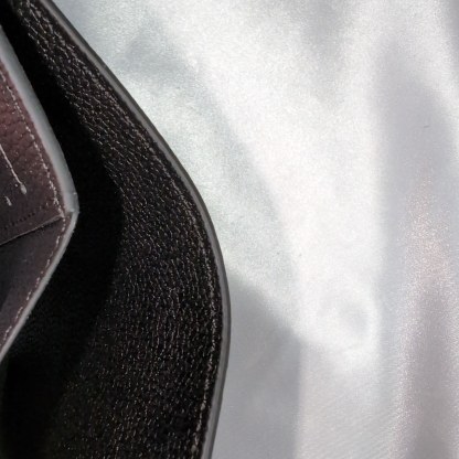 ルイヴィトン 二つ折り財布　アンプラント　ポルトフォイユ・クレア　ブラック