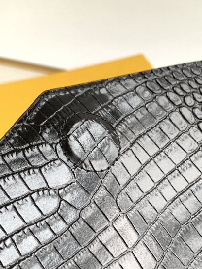 【YSL】イヴ・サン・ローラン クラッチバッグ 27x16x2cm