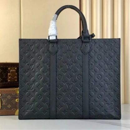 2Way仕様♪素敵に持って Louis Vuitton トートバッグ M24786