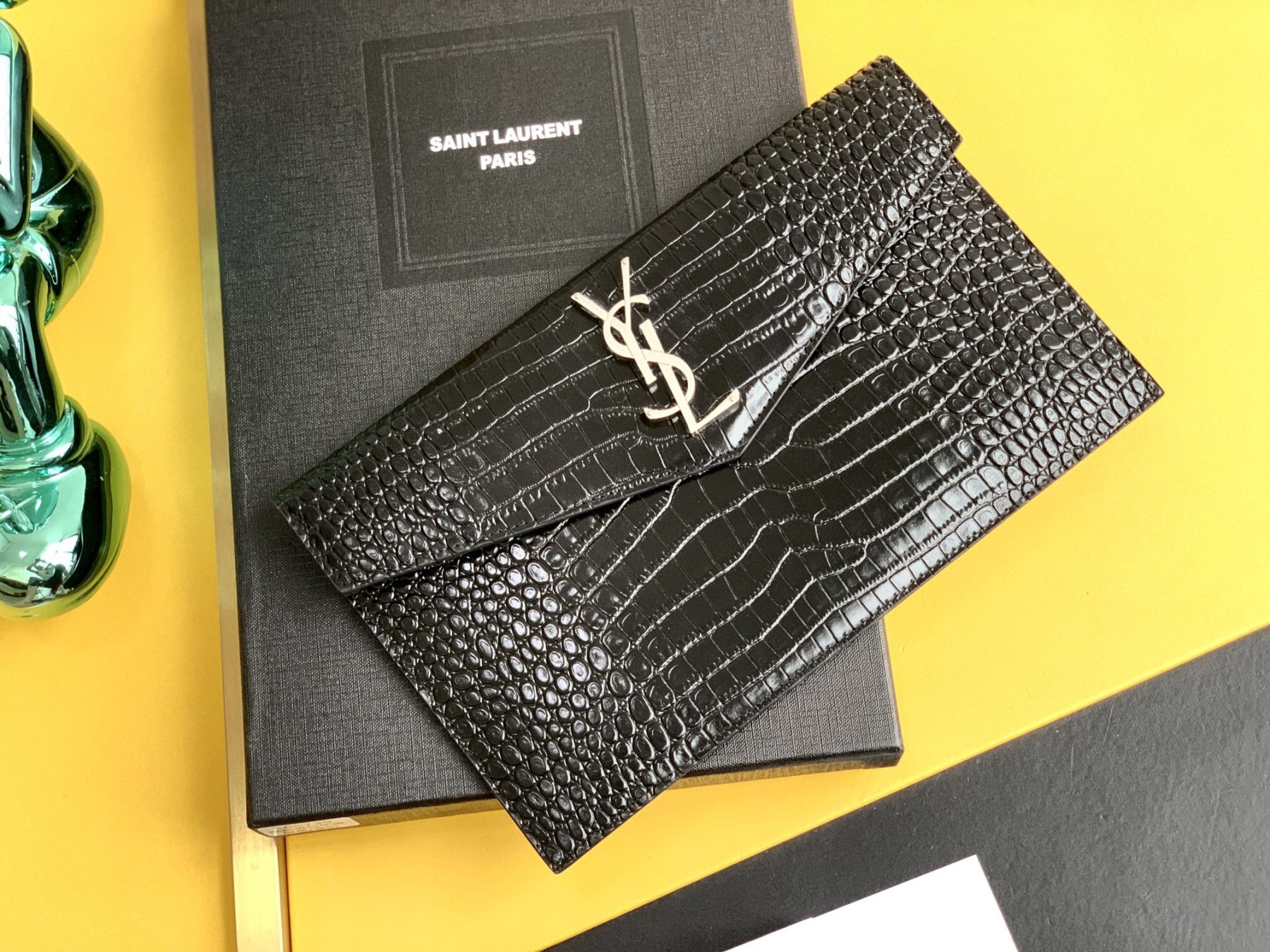 【YSL】イヴ・サン・ローラン クラッチバッグ 27x16x2cm