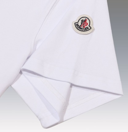 【Moncler 】（モンクレール）男女兼用、ご好評に付き再入荷！