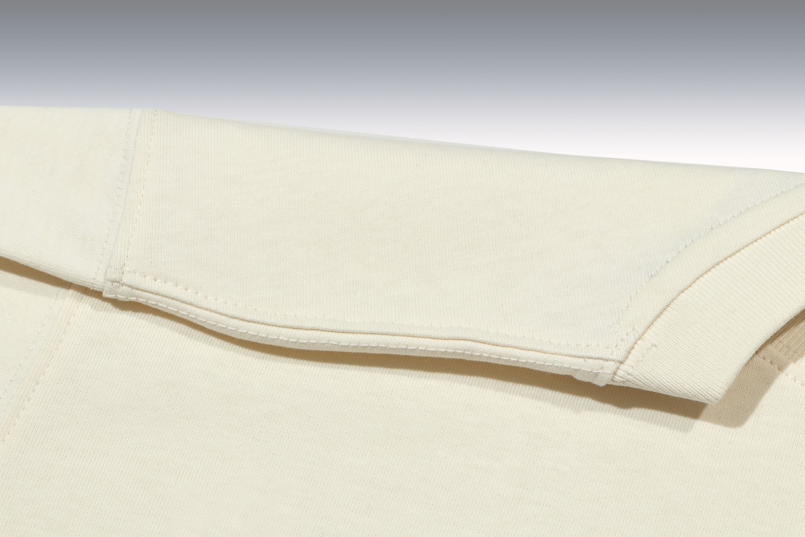 【Moncler 】（モンクレール）男女兼用、ご好評に付き再入荷！