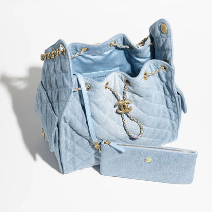 【大注目アイテム】CHANEL デニム ミディアム フラップバッグ 25