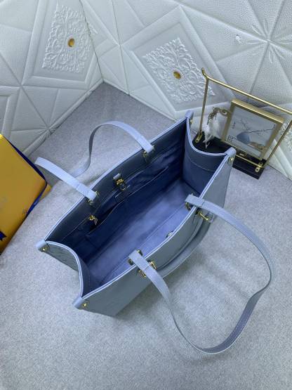 Louis Vuitton（ルイヴィトン） ONTHEGO ミディアム ハンドバッグ