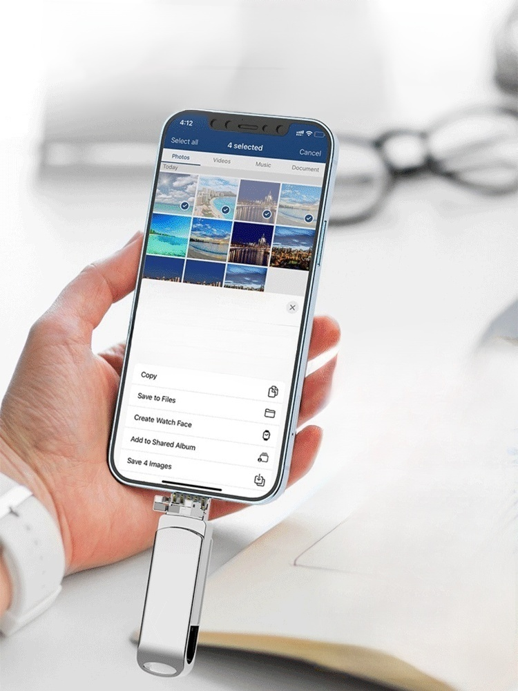 ใครชอบถ่ายรูปถ่ายวิดีโอแล้วไม่ชอบลบ ต้องมีแฟลชไดรฟ์ตัวนี้เลย ถ่ายโอนข้อมูลเร็วมาก ความจุเยอะ ที่สำคัญแฟลชไดรฟ์กันน้ำได้ด้วย สดวก พกง่ายสุดๆ