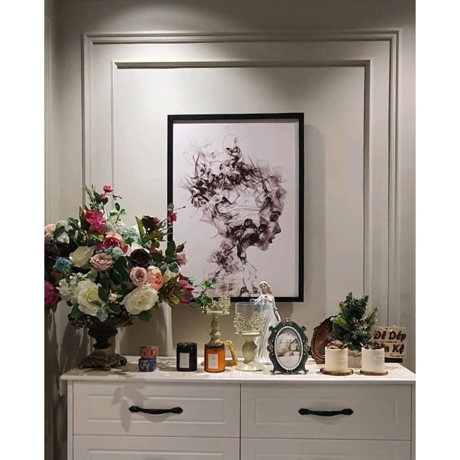 Tranh canvas CÔ GÁI HOA HỒNG TRỪU TƯỢNG trang trí nội thấtTranh trang trí phòng khách