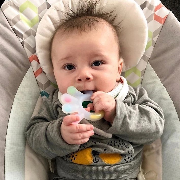 Haakaa Silicone Dinky Digits Palm Teether