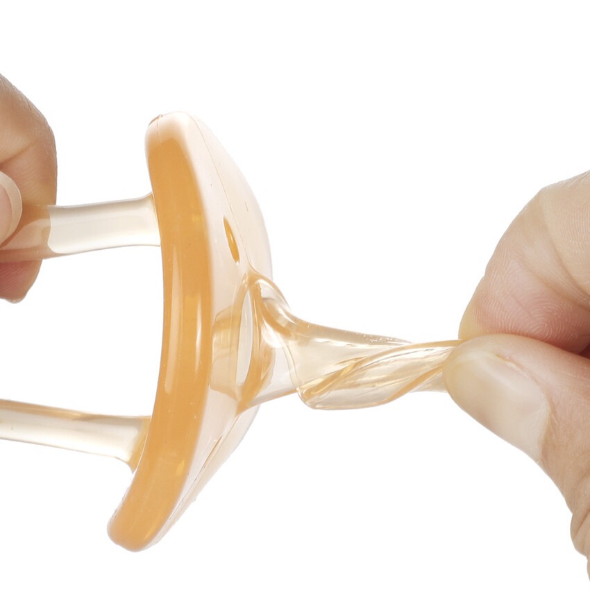 Haakaa Silicone Dummy Apricot ( 3 Months+ )