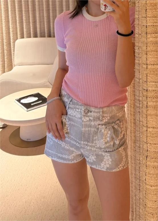 CHANE25SS Printed Pocket Denim Shorts