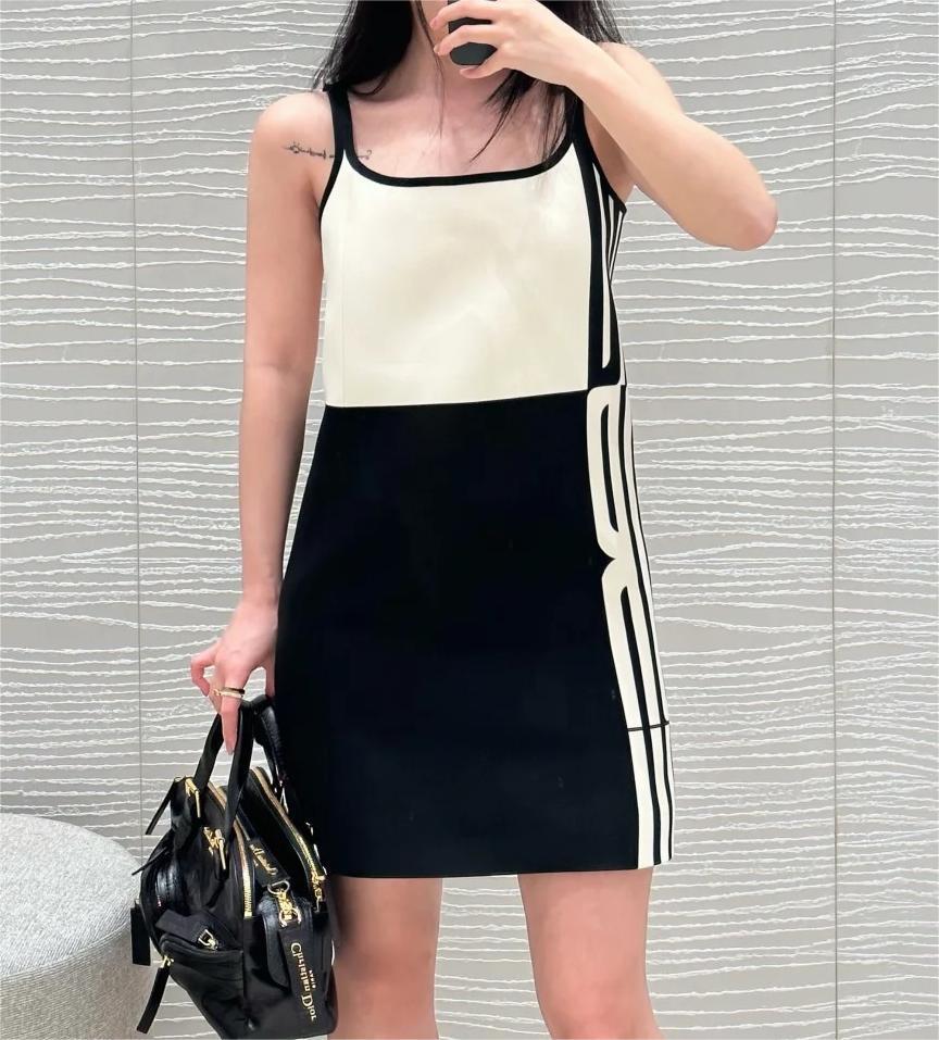 DIO25SS Halter Knit Dress