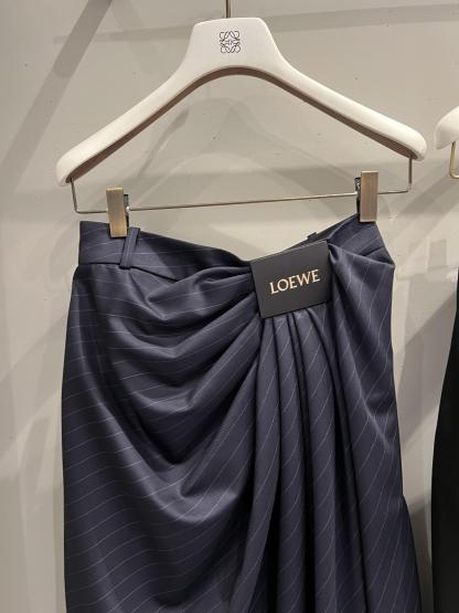 LOE Pleated Pants