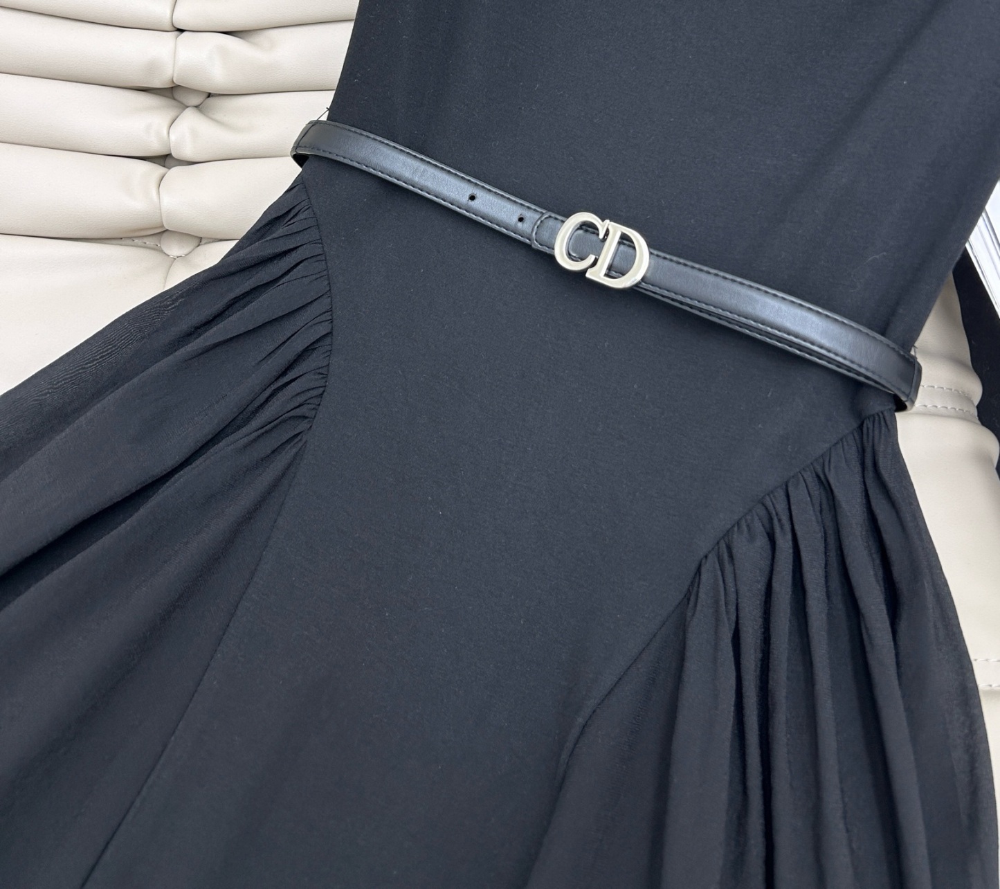 DIO25SS Black Waistless Dress