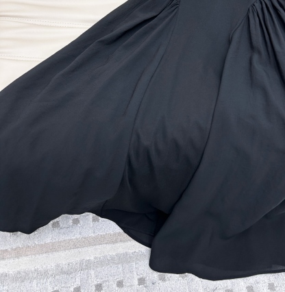 DIO25SS Black Waistless Dress