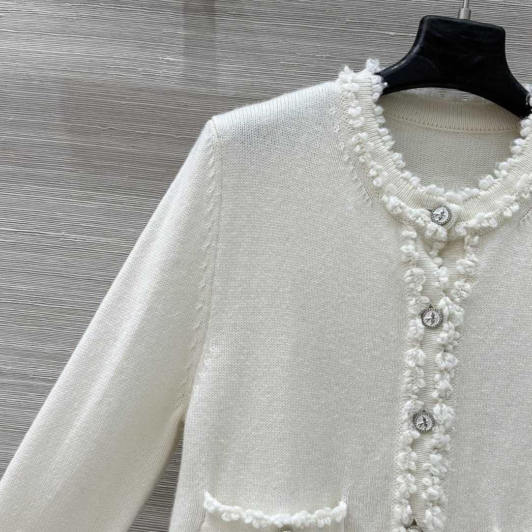 CHANE25SS Spice Round Neck Cardigan Jacket