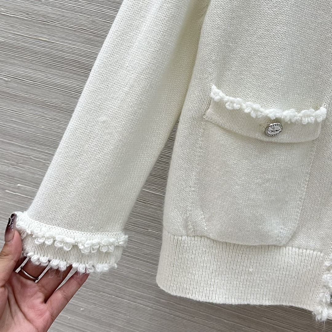 CHANE25SS Spice Round Neck Cardigan Jacket