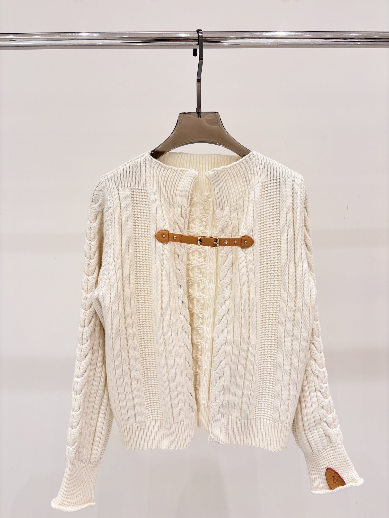 Louis Vuit25SS Belt Buckle Simple Knit Cardigan