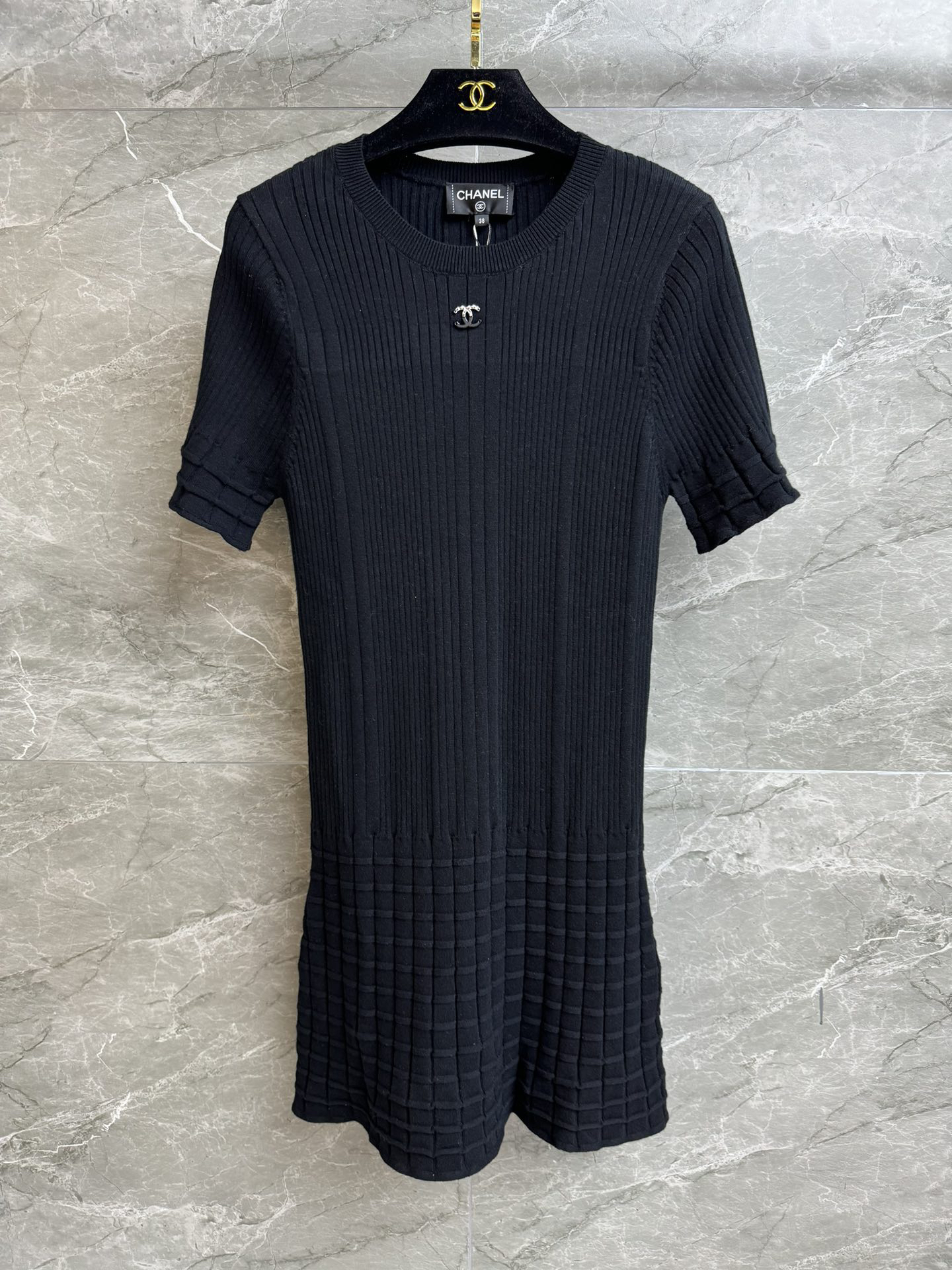 CHANE25SS horizontal knit dress