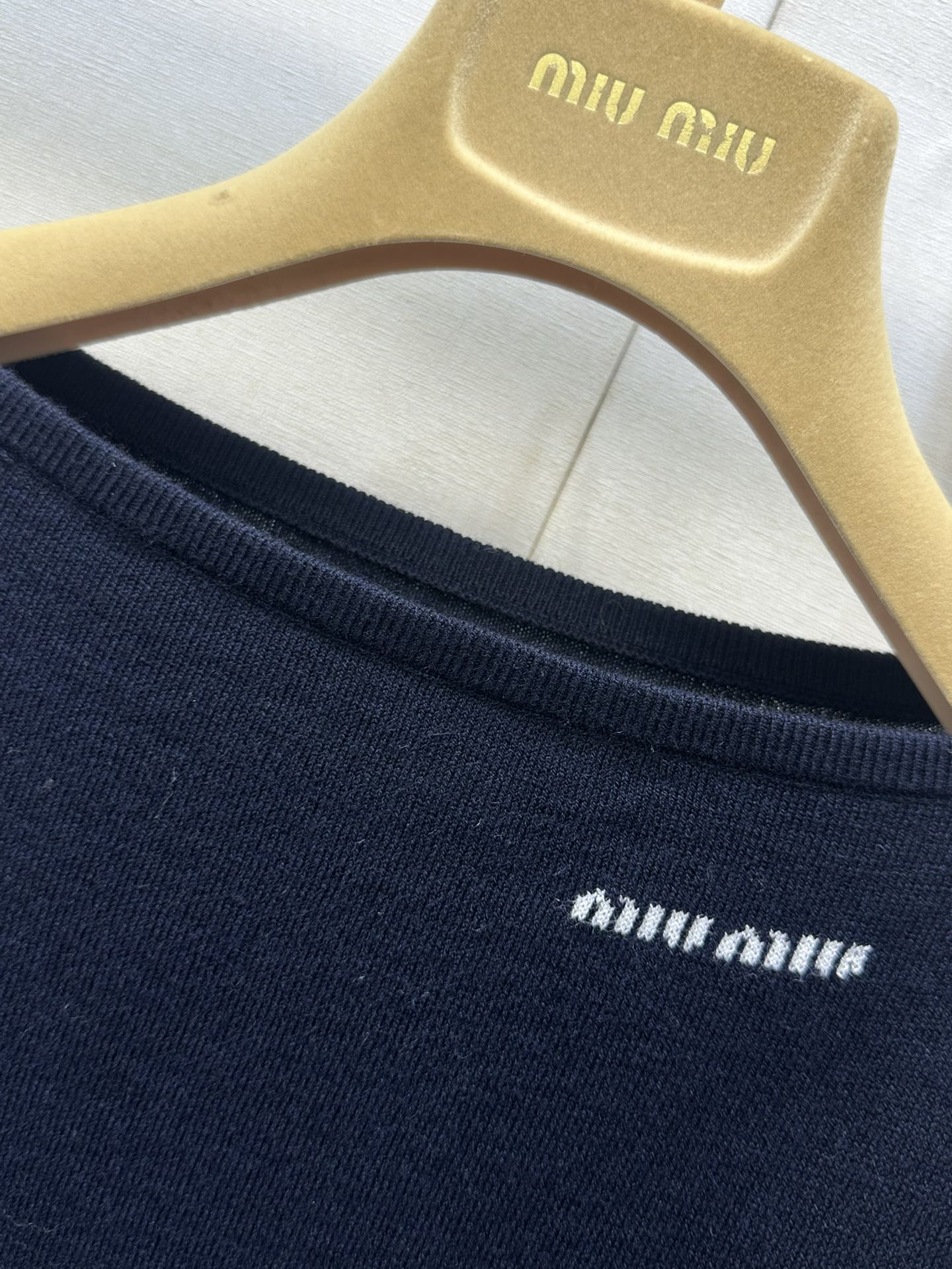 MIU25SS Cashmere One Shoulder Long Sleeve Top