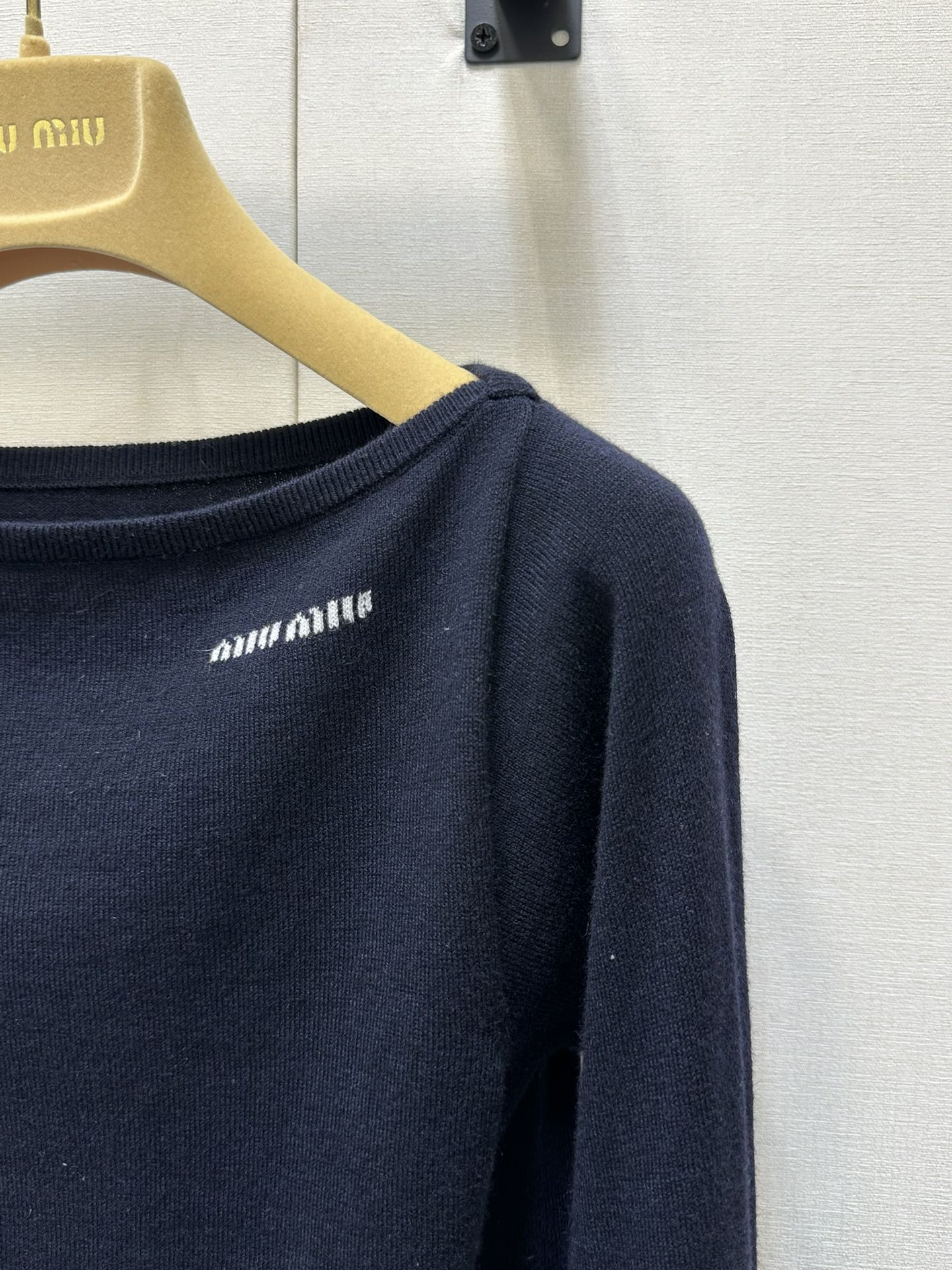 MIU25SS Cashmere One Shoulder Long Sleeve Top