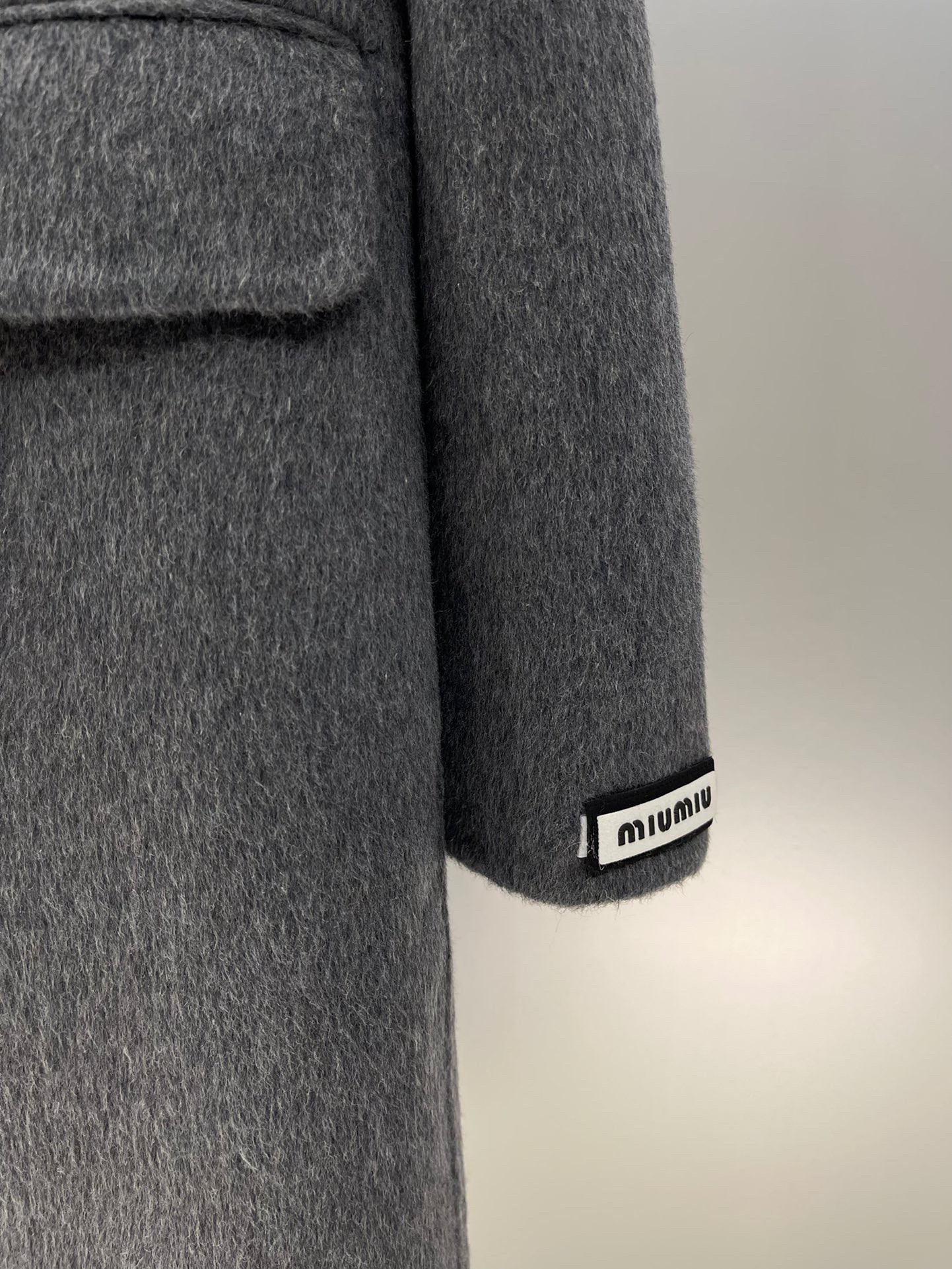 Miu three-dimensional logo tweed coat jacket