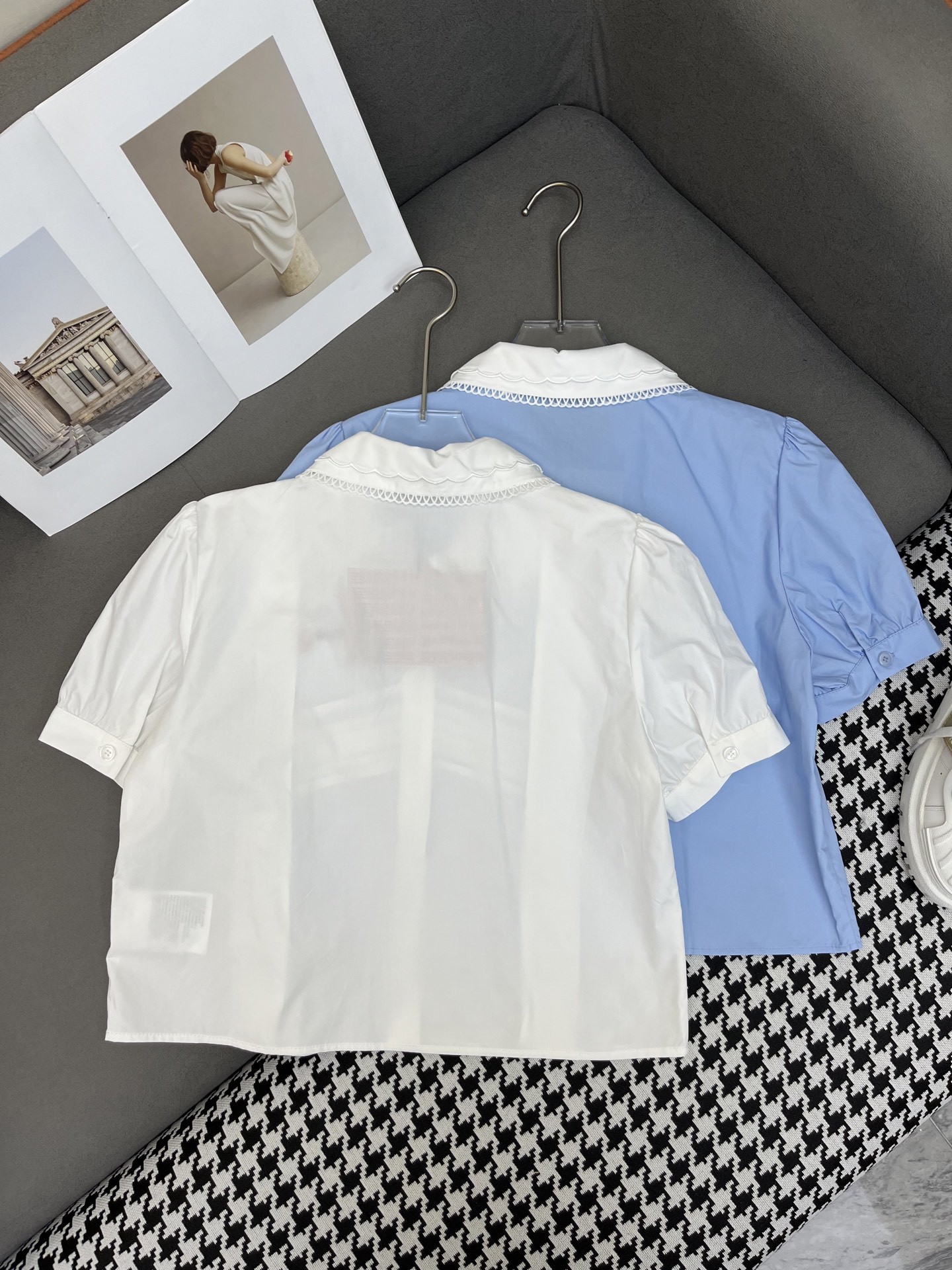 MIU25SS Bubble Sleeve Lace Collar Shirt