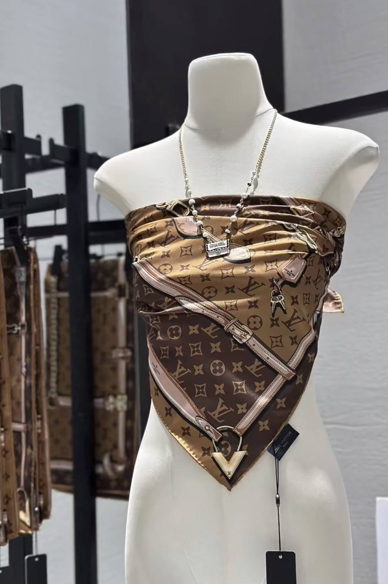 Louis Vuit 90x90cm Twill Silk Square Scarf