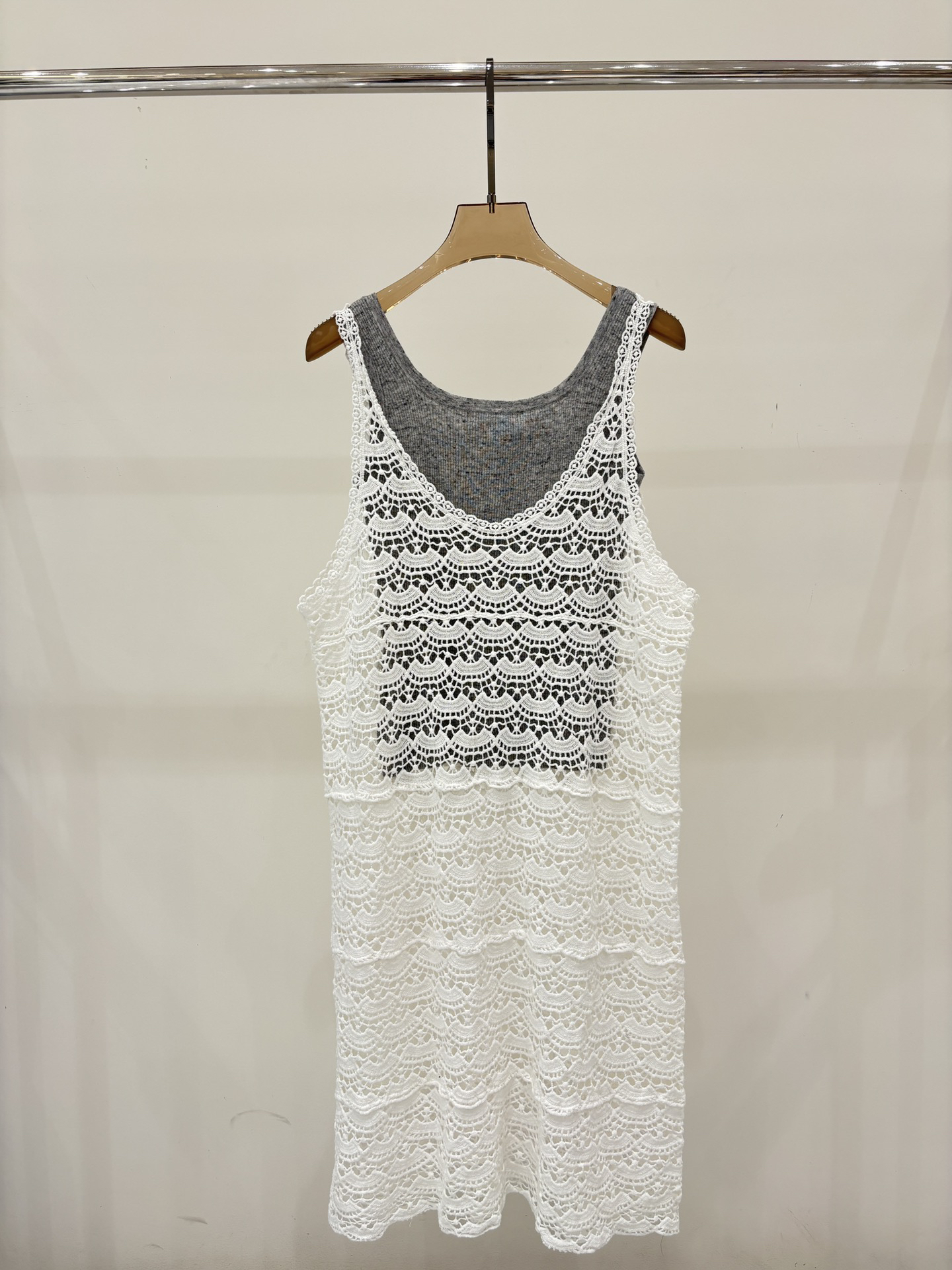 MIU25SS round neck letter logo patch simple lace tunic knit two-piece set