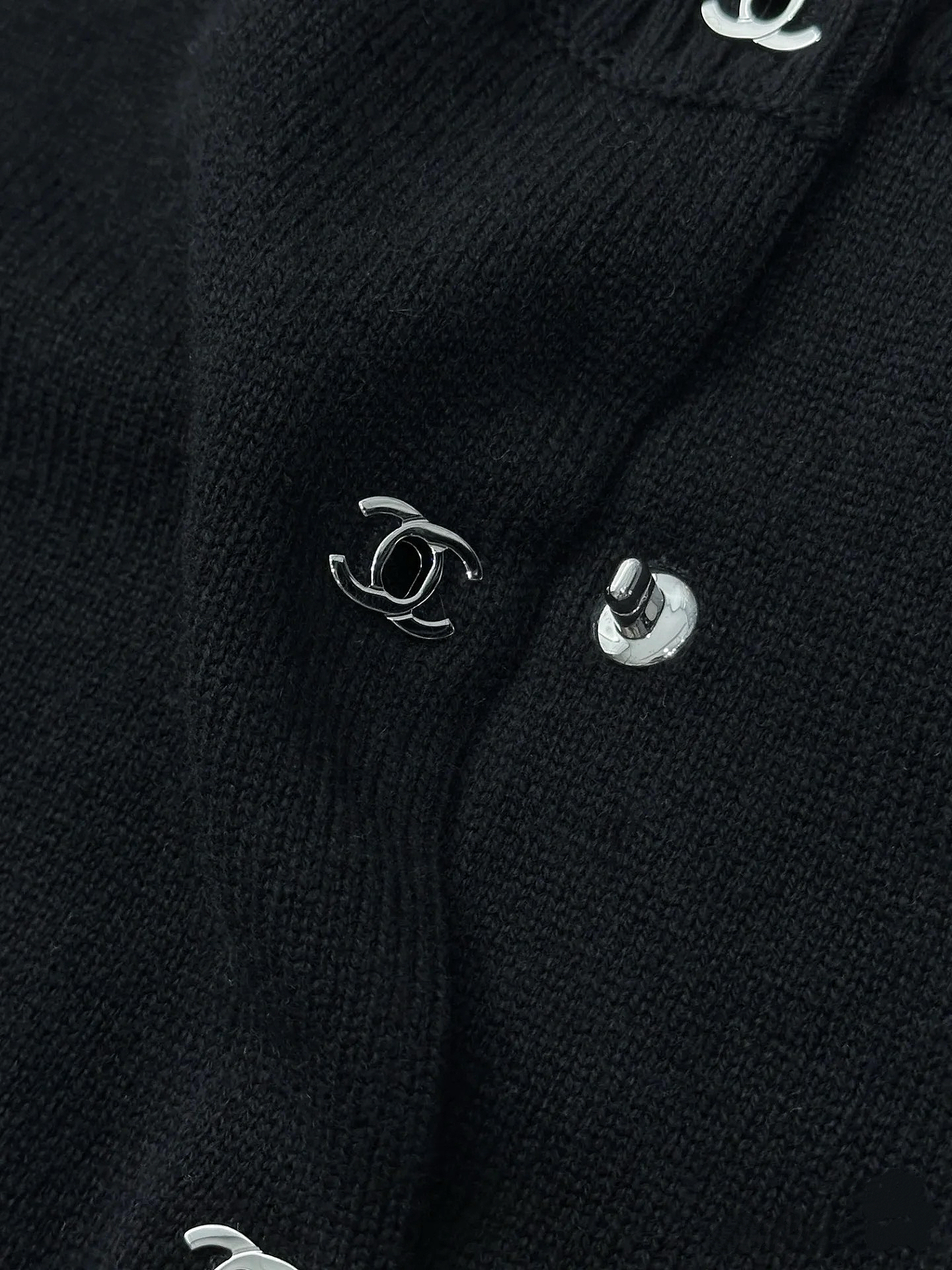 XX Elastic long sleeved knitted sweater in 3 colors