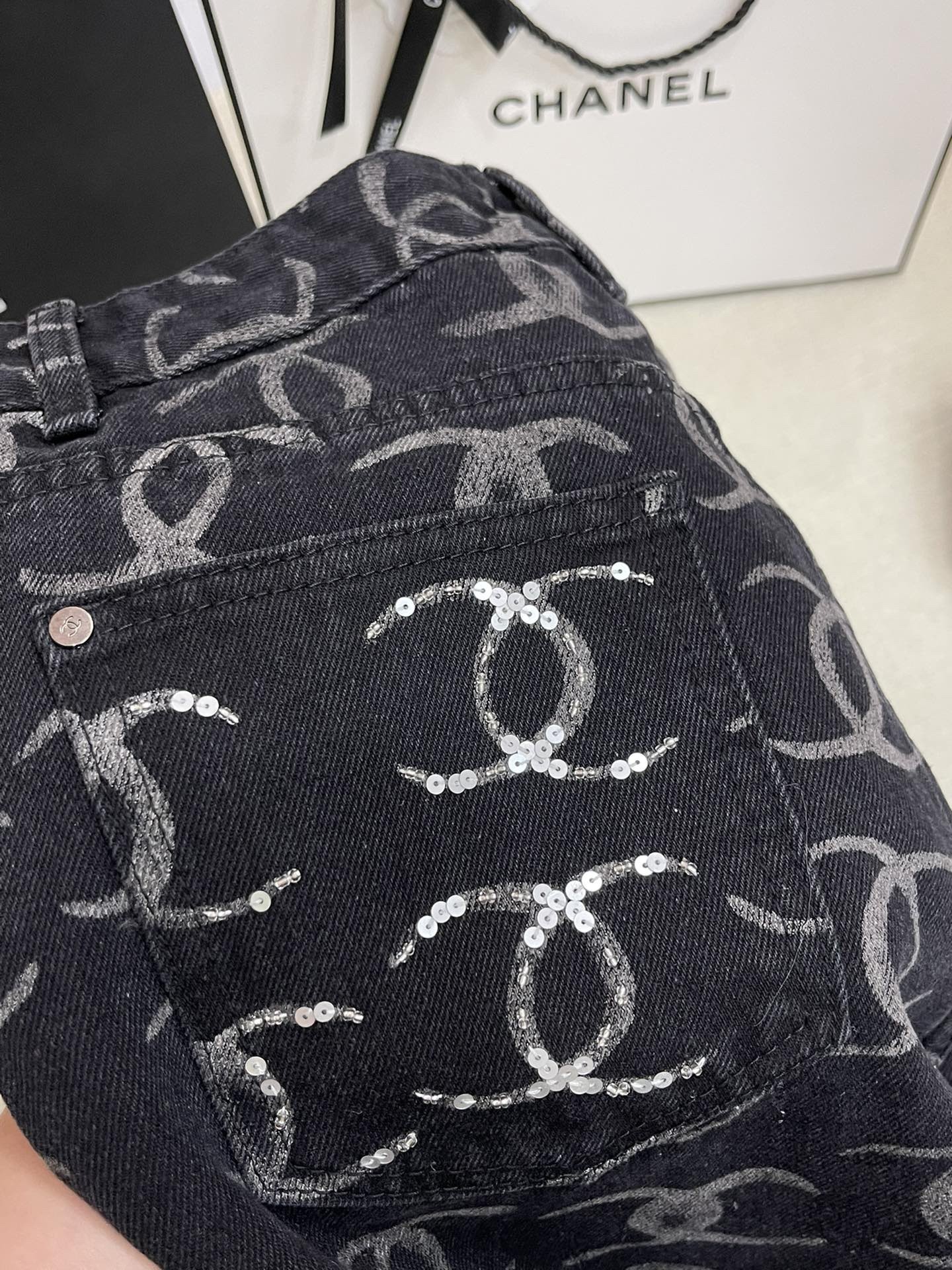 CC Full-Print Back Pocket Sequined Pants - Two-Tone