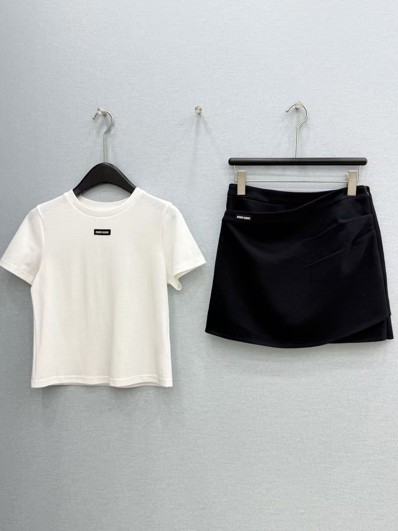 MIU Structured Logo Mini Skirt