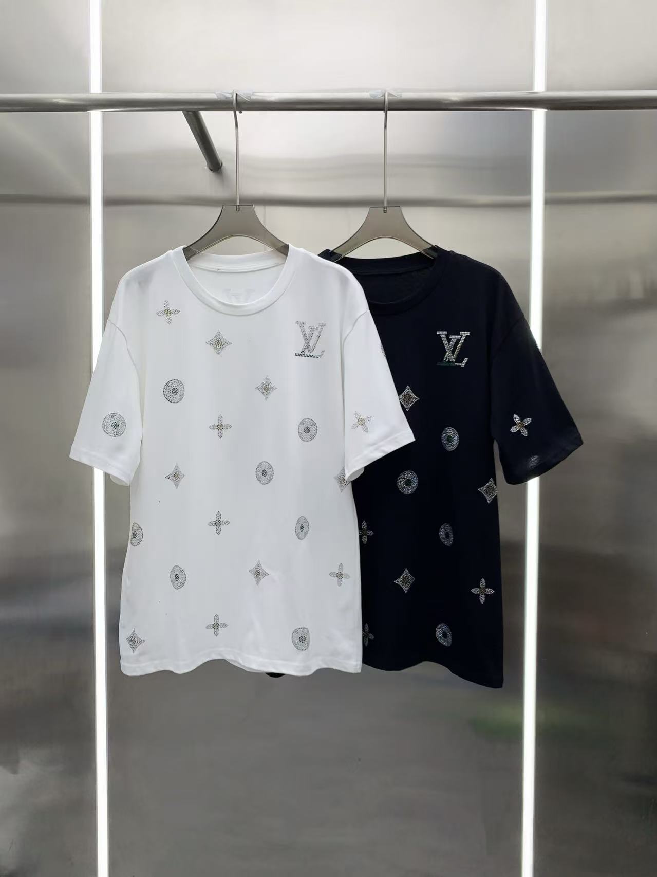 LV Rhinestone-Embellished Monogram Short-Sleeve T-Shirt