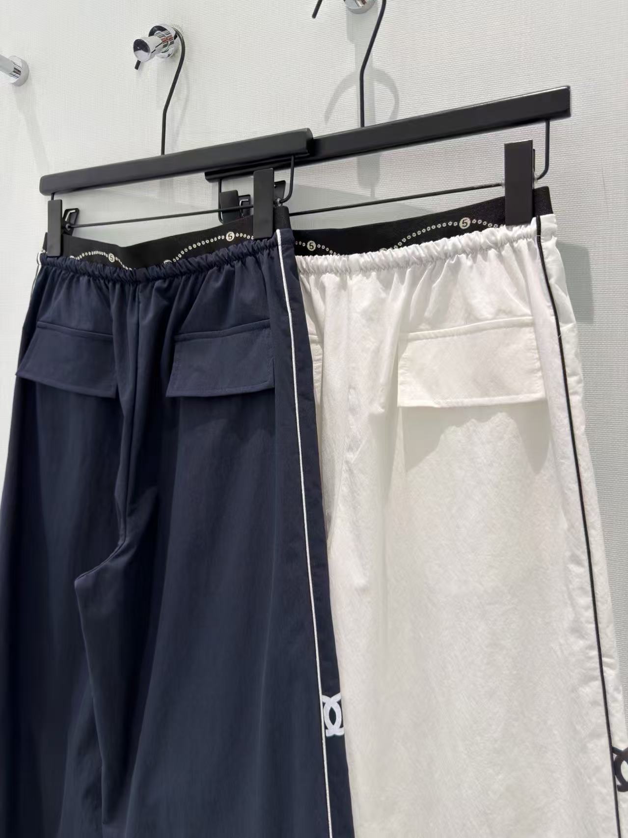 CC Double-C Stripe Elastic-Waist Straight-Leg Casual Pants