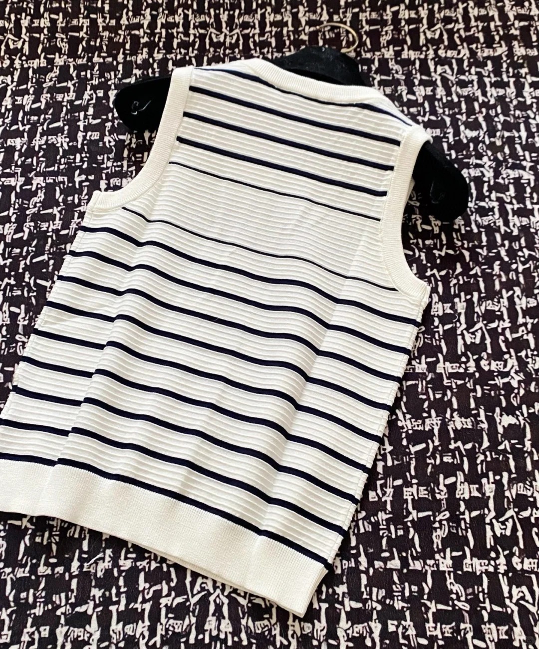DIO25SS Vest Striped Knit