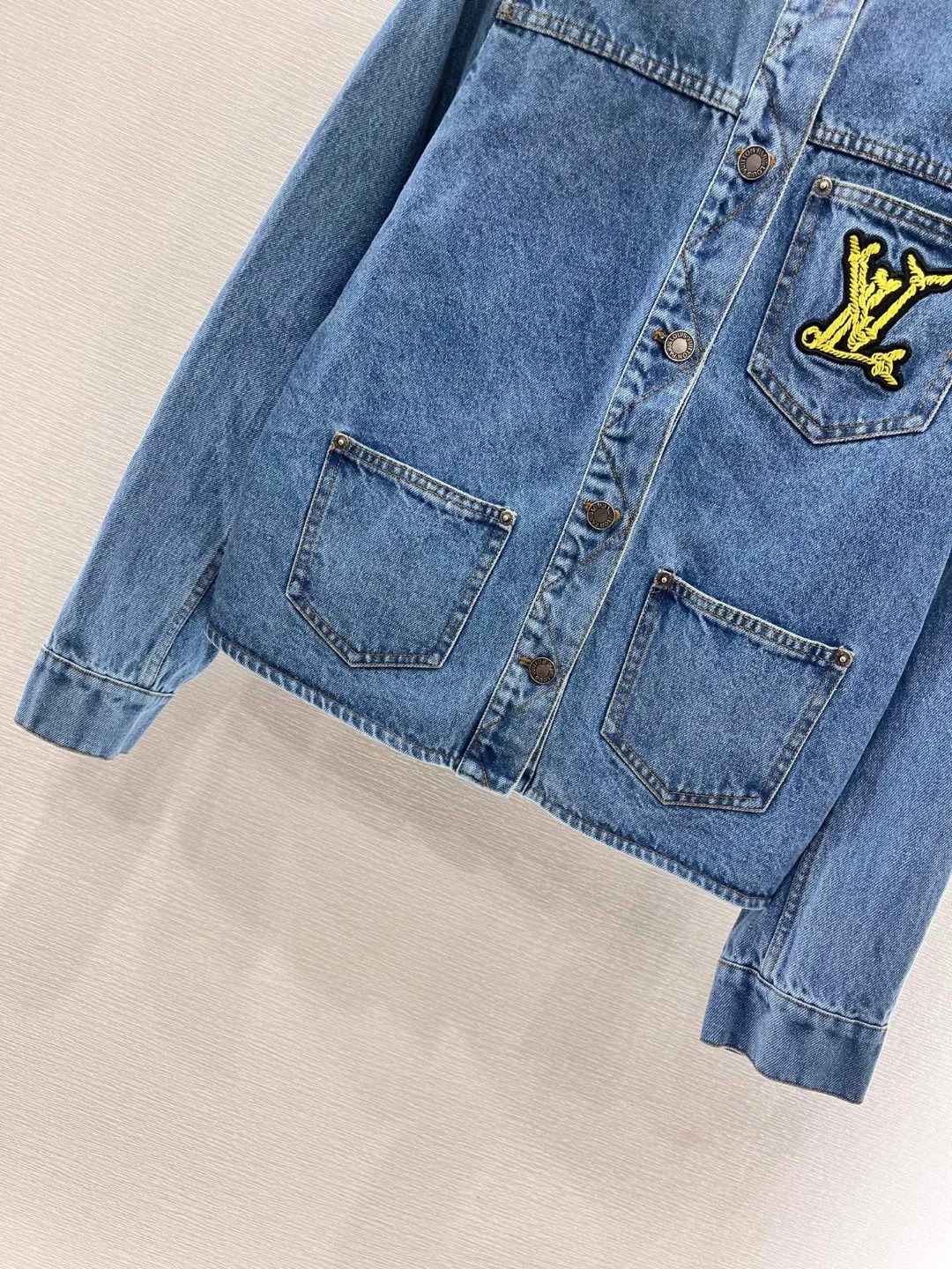 Louis Vuit25SS Vintage Denim Crew Neck Jacket