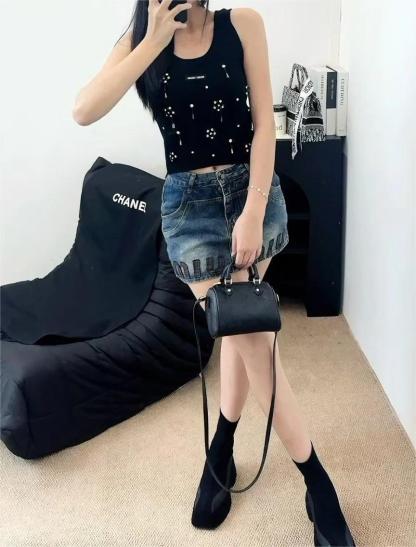 MIU25SS beaded rhinestone knit tank top