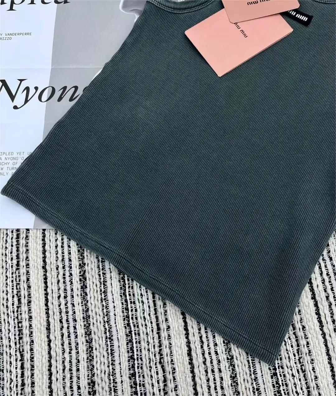 MIU25SS logo knit sleeveless cotton tank top