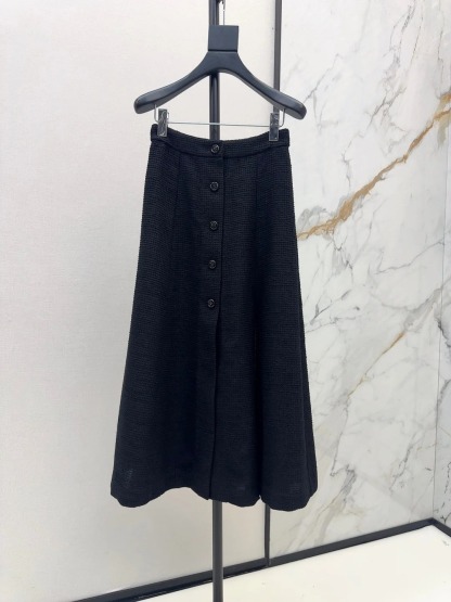 CHANE25SS Black Button Down Half Skirt