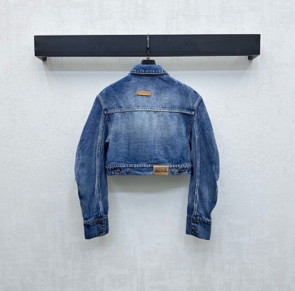 DIA 25SS Short silhouette denim jacket